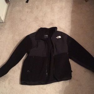 Black north face jacket. Boys large